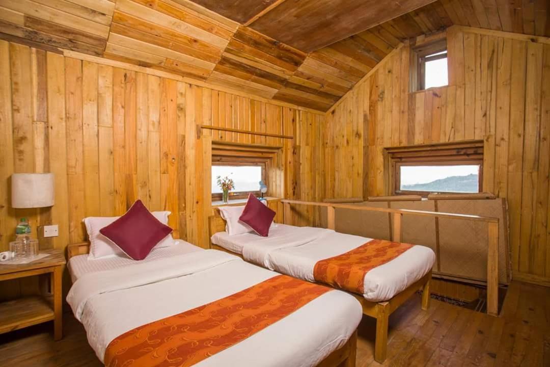 Everest Manla Resort Нагаркот Екстериор снимка