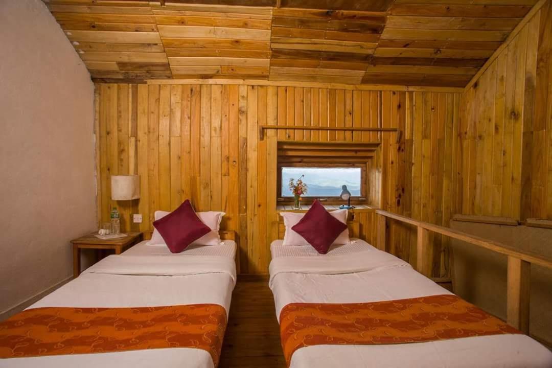 Everest Manla Resort Нагаркот Екстериор снимка